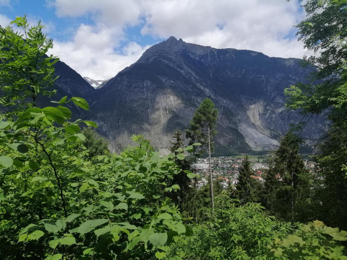 Landhaus Zangerl - Kobelerhof Landeck Esterno foto