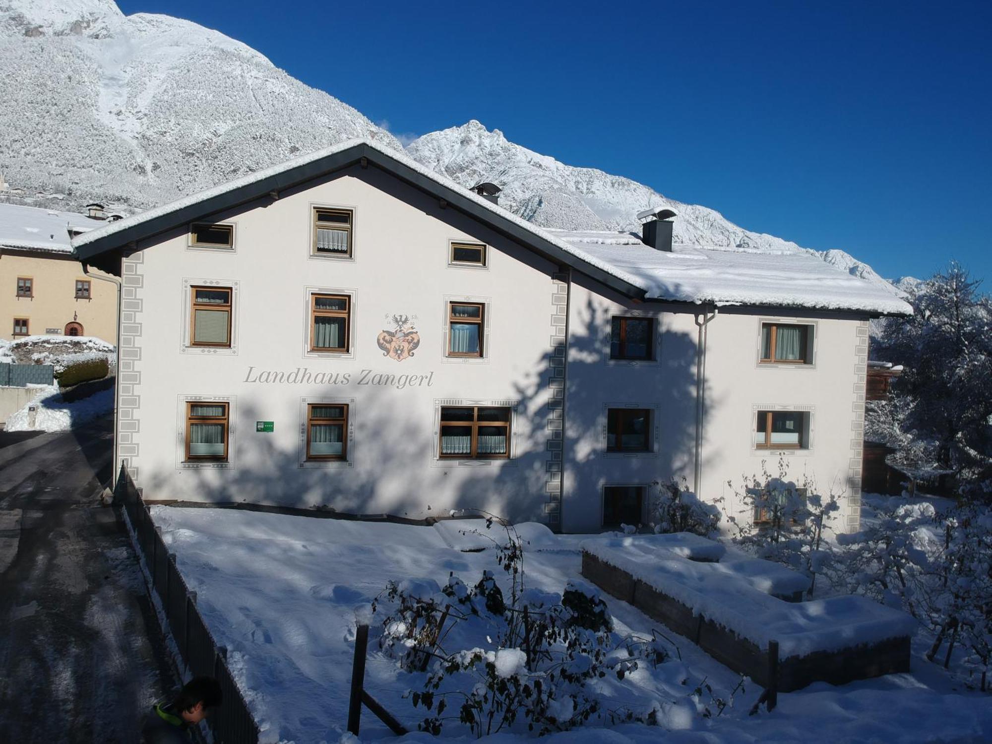 Landhaus Zangerl - Kobelerhof Landeck Esterno foto